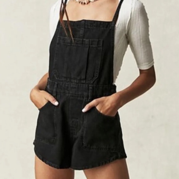We The Free Pants - NWOT We The Free Canyon Black Denim Shortalls Medium Overall Shorts